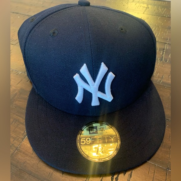 NWT New York Yankees Authentic Collection 59FIFTY Fitted Cap - Picture 9 of 14